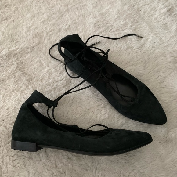 ECCO Black suede flats size EU40 - Picture 2 of 7